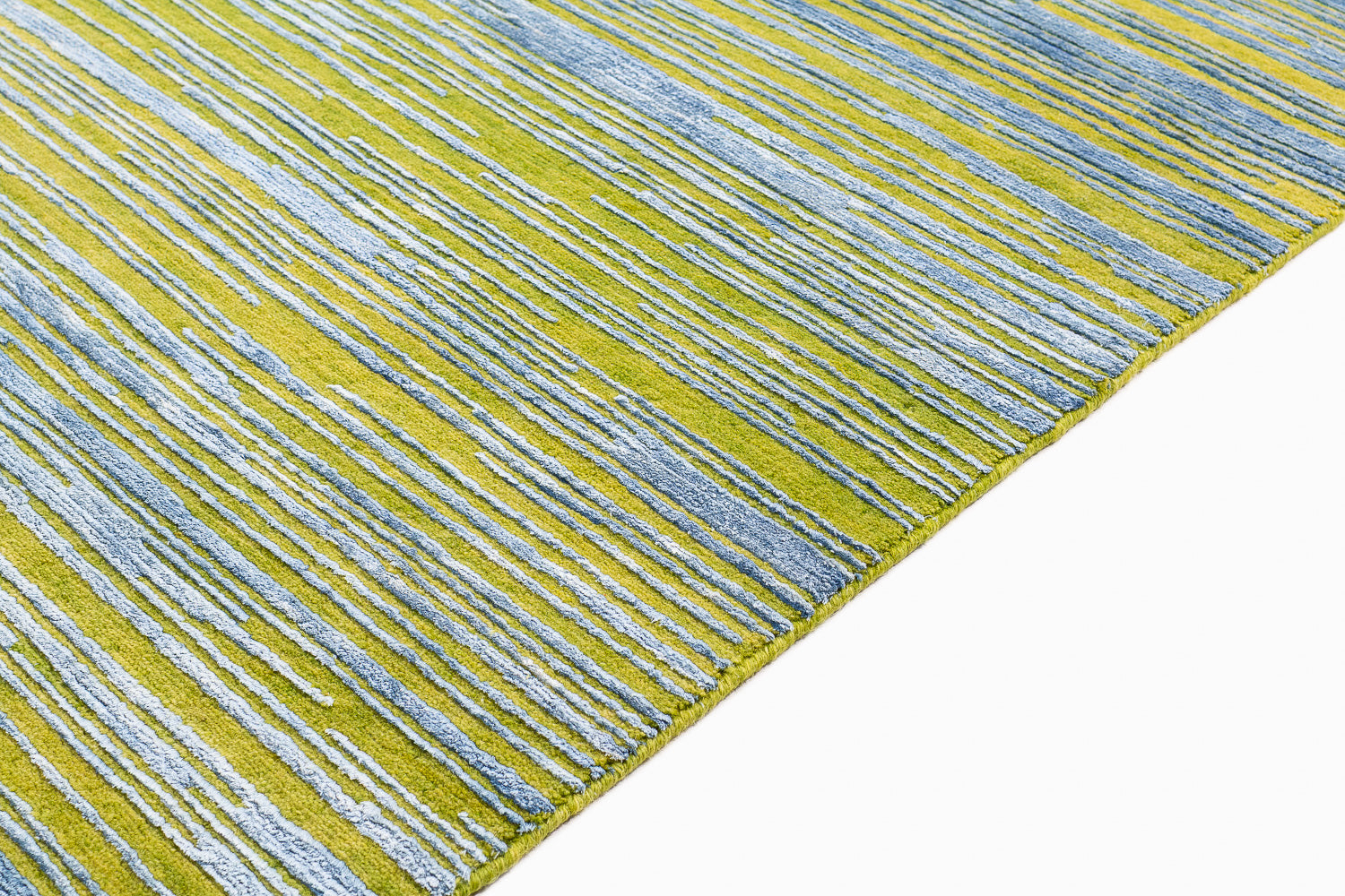 Monterey | 9' (W) x 12'3" (L)