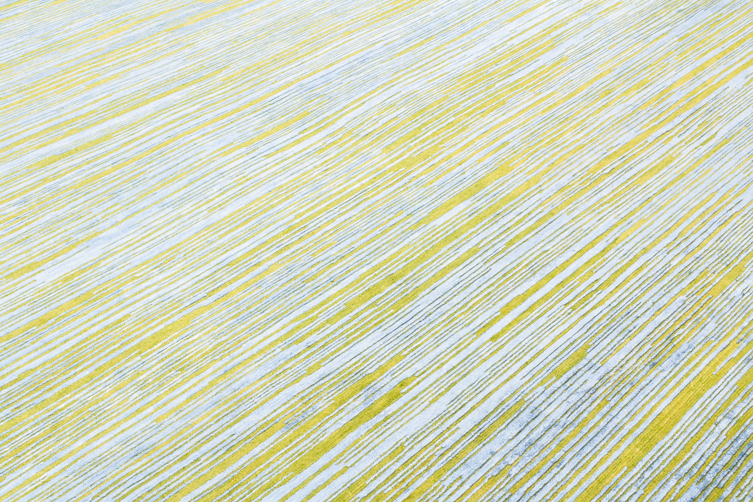 Monterey | 9' (W) x 12'3" (L)