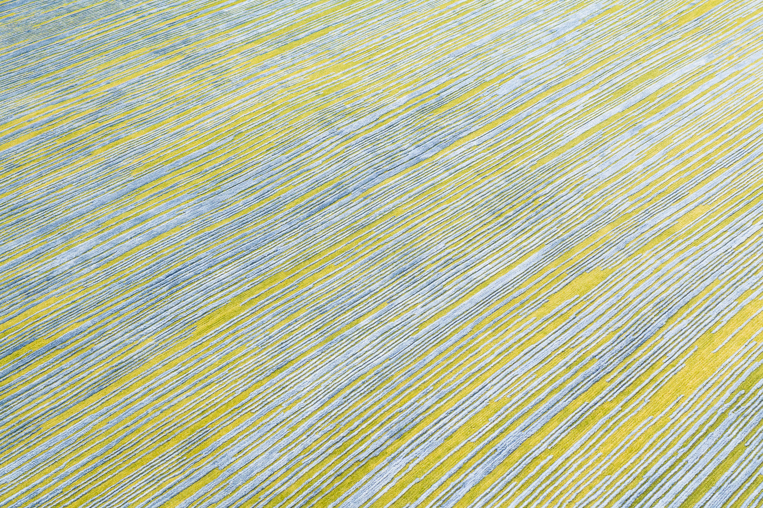 Monterey | 9' (W) x 12'3" (L)