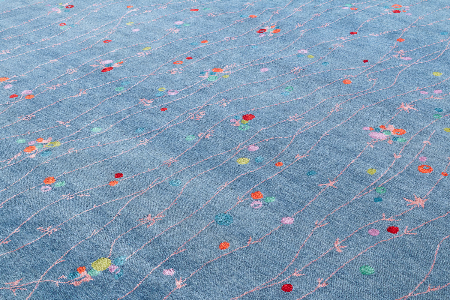 Japanese Vine Dark Indigo | 10' (W) x 14' (L)