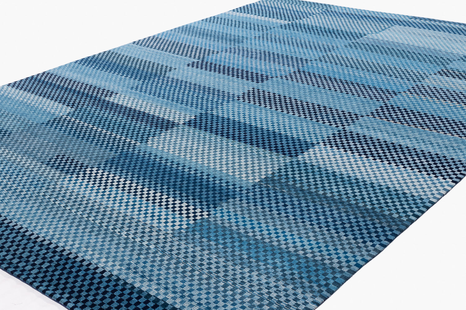 Checkerboard Motley | 10'1 (W) x 13'11" (L)