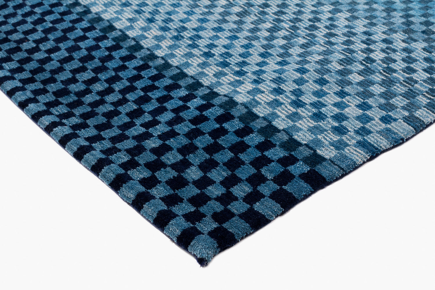 Checkerboard Motley | 10'1 (W) x 13'11" (L)