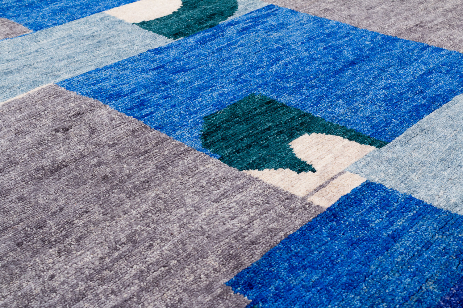 Mati | 5' (W) x 8' (L)