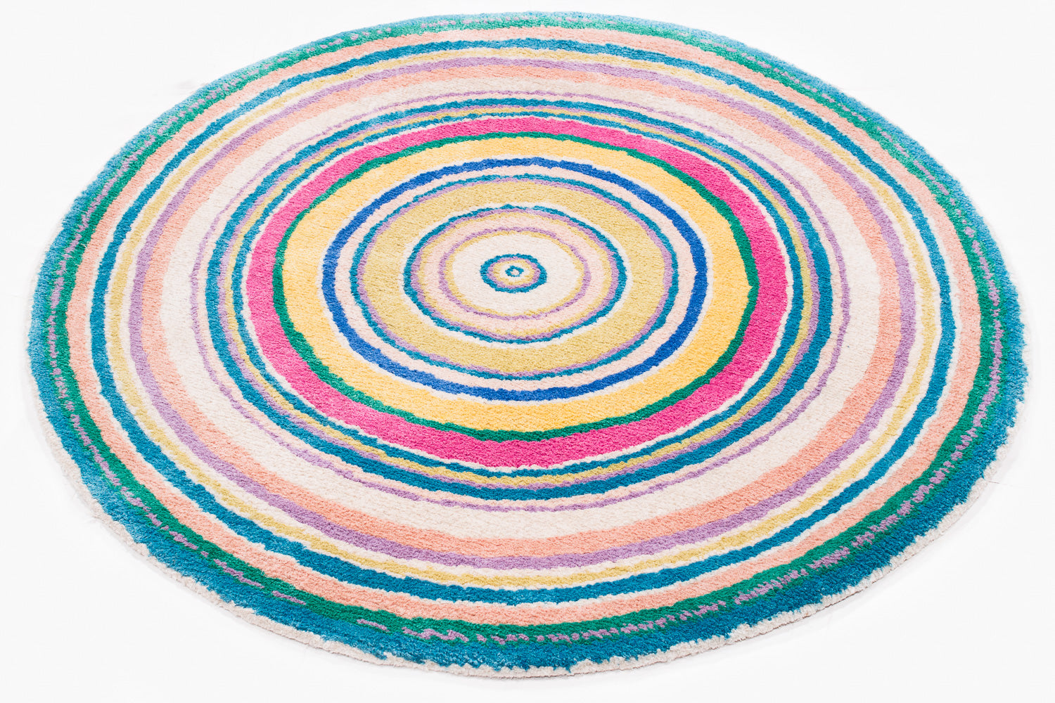 Yucca Bullseye | 2'6" (W) x 2'6" (L)