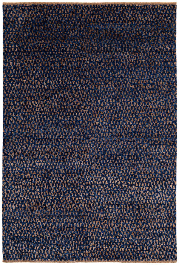 Dancing Triangles Wild Silk | 6' (W) x 9' (L)