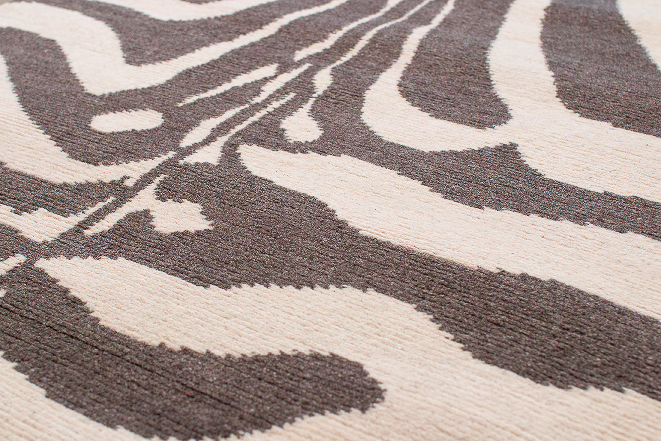 Zebra Grey | 3' (W) x 6' (L)