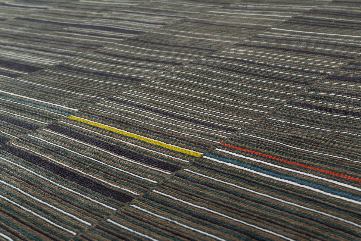 Patan Moss | 10'2" (W) x 14'3" (L)