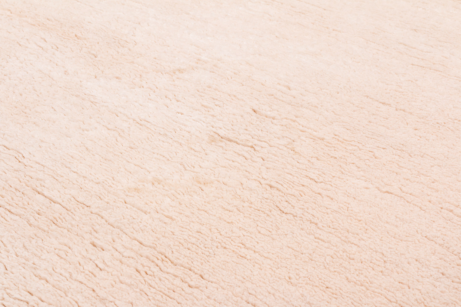 Round Cream Silk Shag | 4’5” (W) x 4’6” (L)