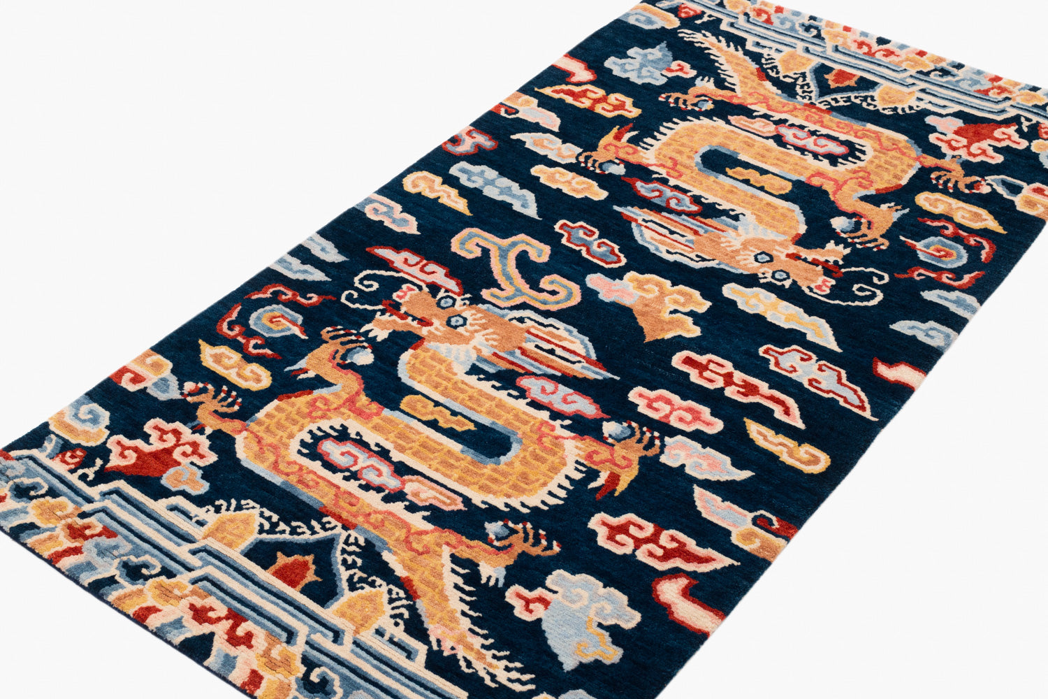 Fire Dragon II | 3' (W) x 6' (L)