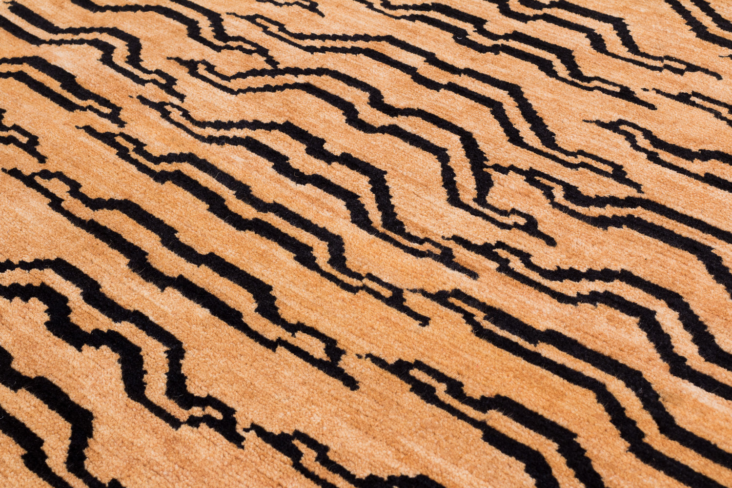 Tiger Lhasa | 3' (W) x 5'11" (L)