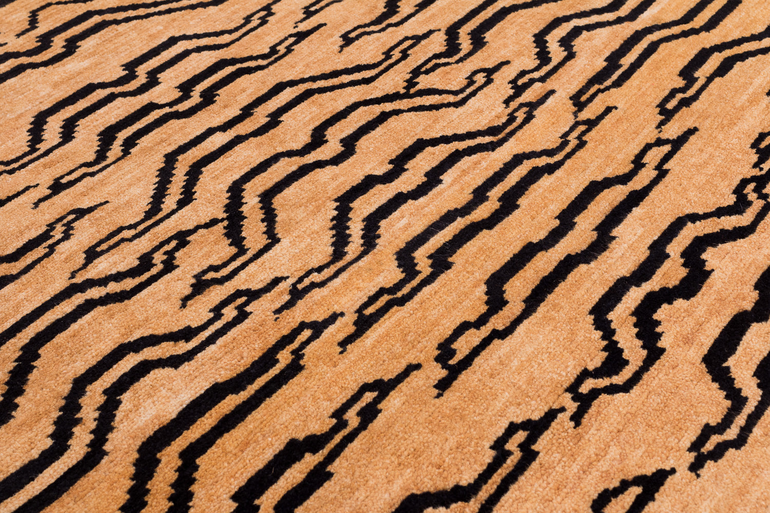 Tiger Lhasa | 3' (W) x 5'11" (L)