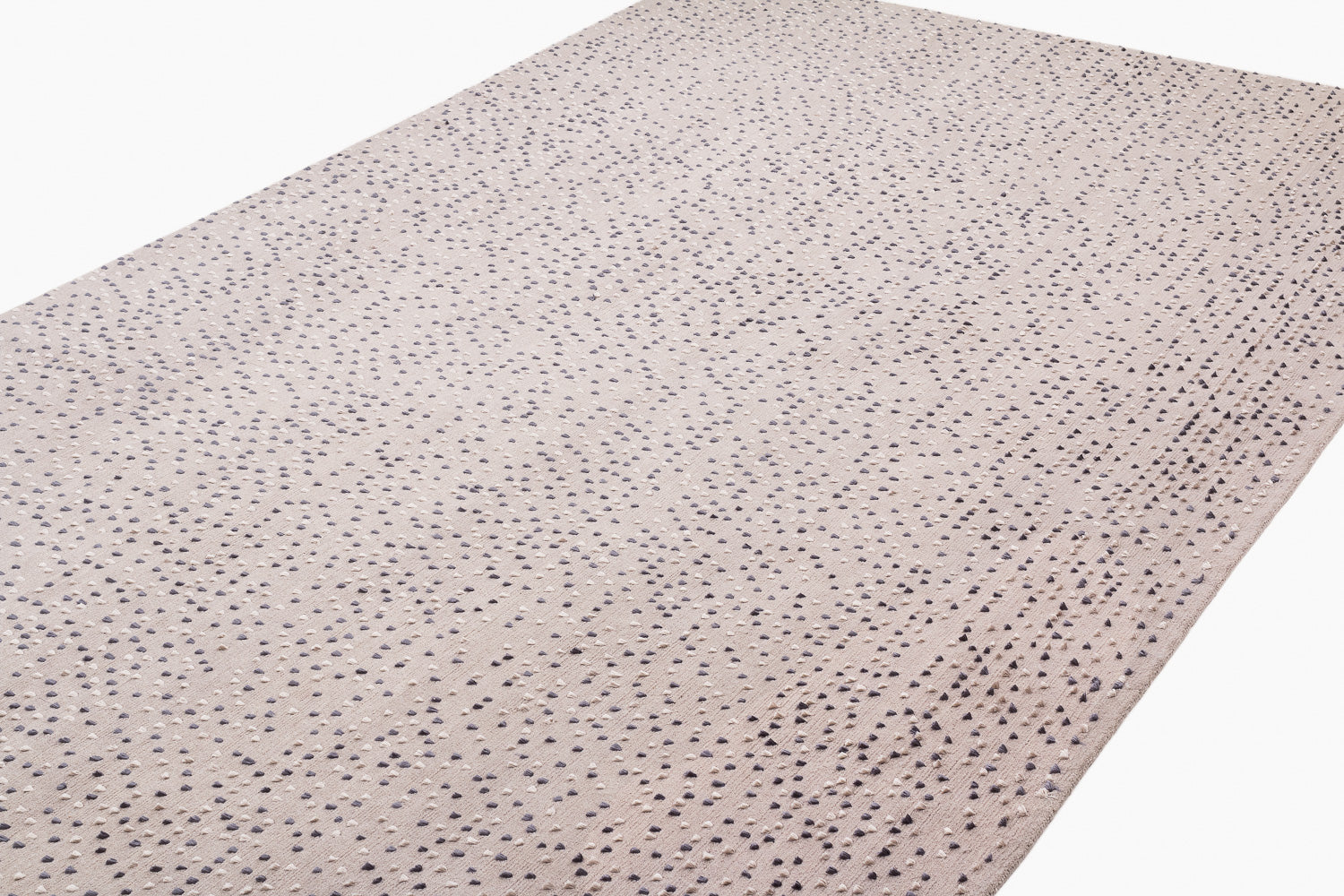 Dots Pebbles | 11'7" (W) x 6'9" (L)