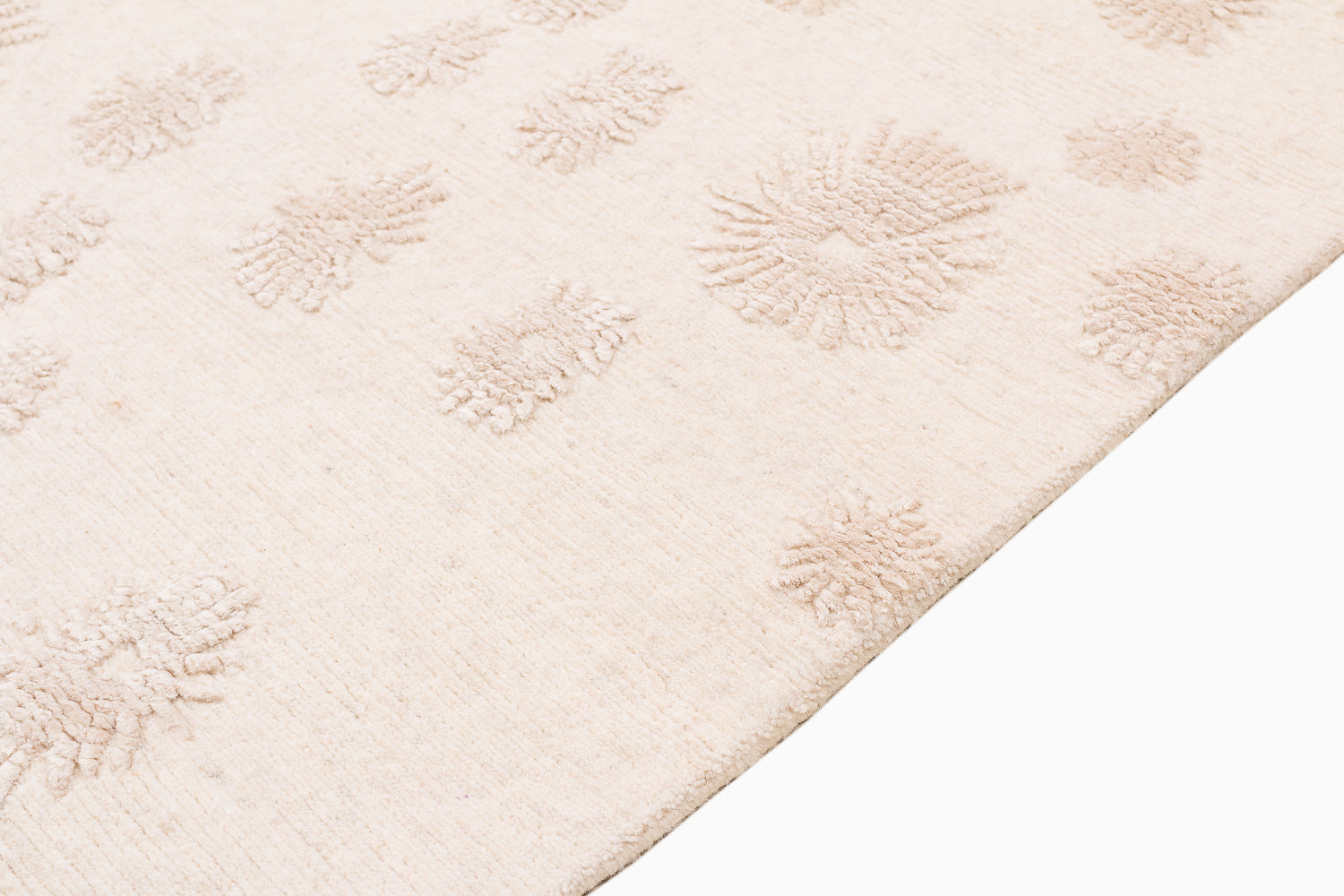Japanese Asterisk High/Low | 5'2" (W) x 7' (L)