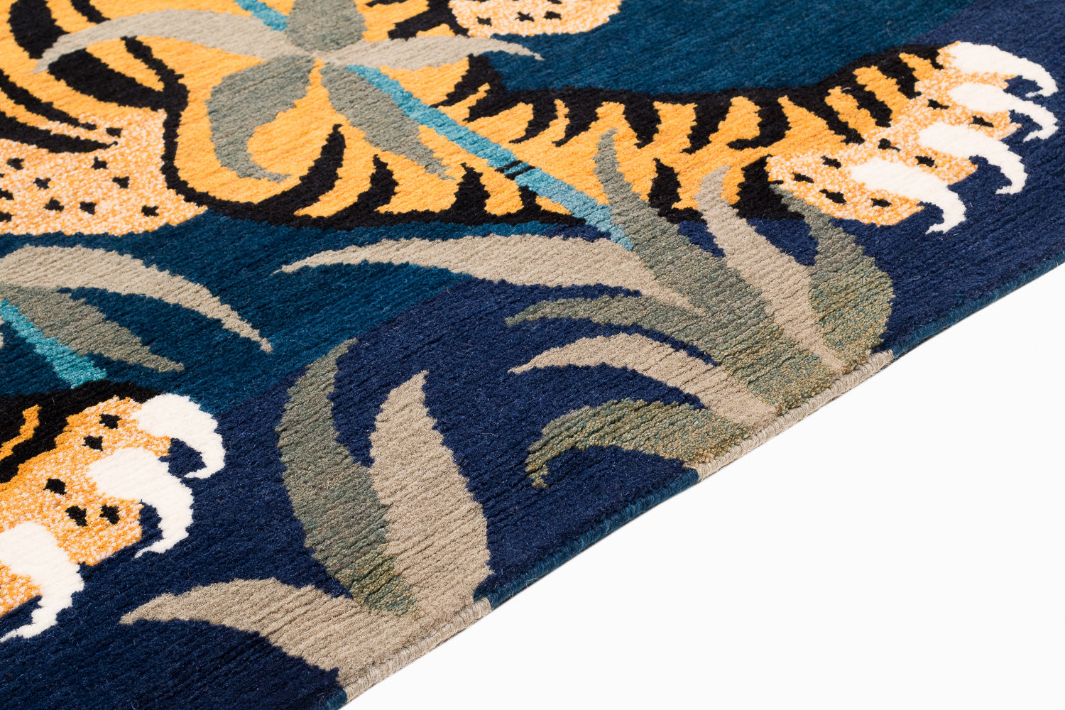 Two Tigers Indigo | 5'1" (W) x 10' (L)