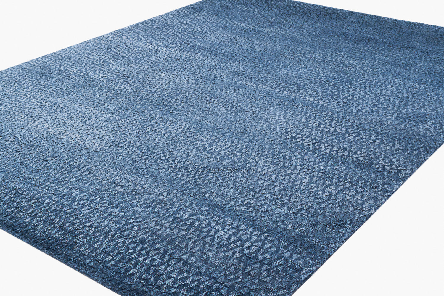 Dancing Triangles Blue | 9' (W) x 12' (L)
