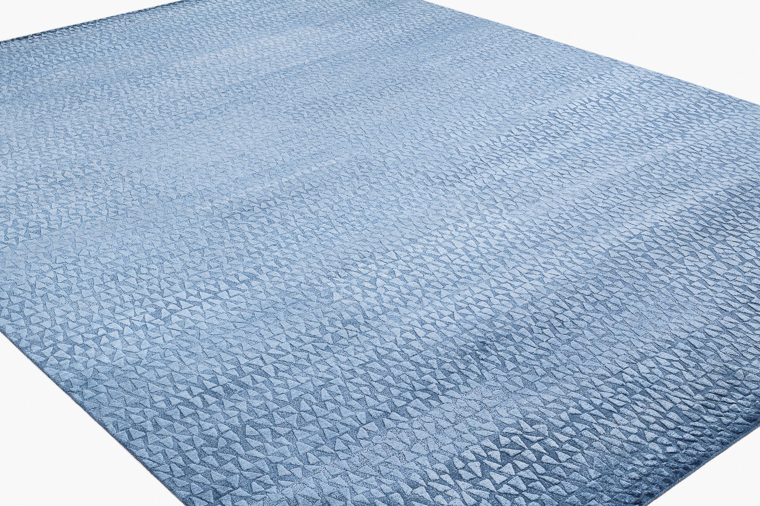 Dancing Triangles Blue | 9' (W) x 12' (L)