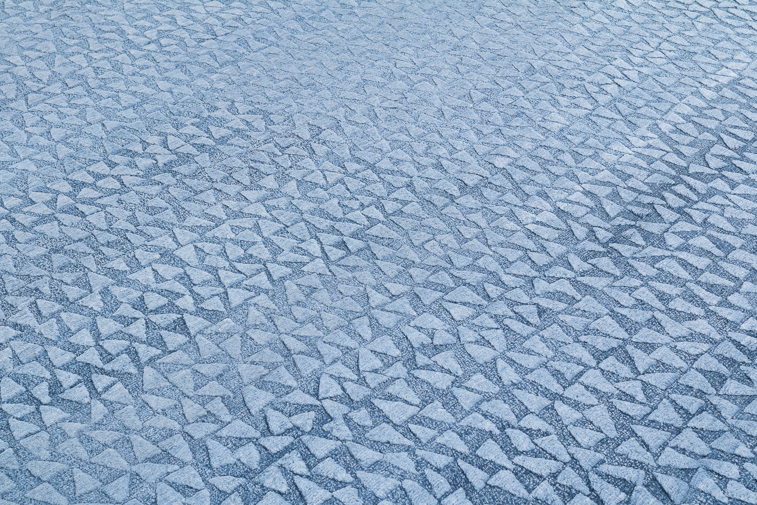 Dancing Triangles Blue | 9' (W) x 12' (L)
