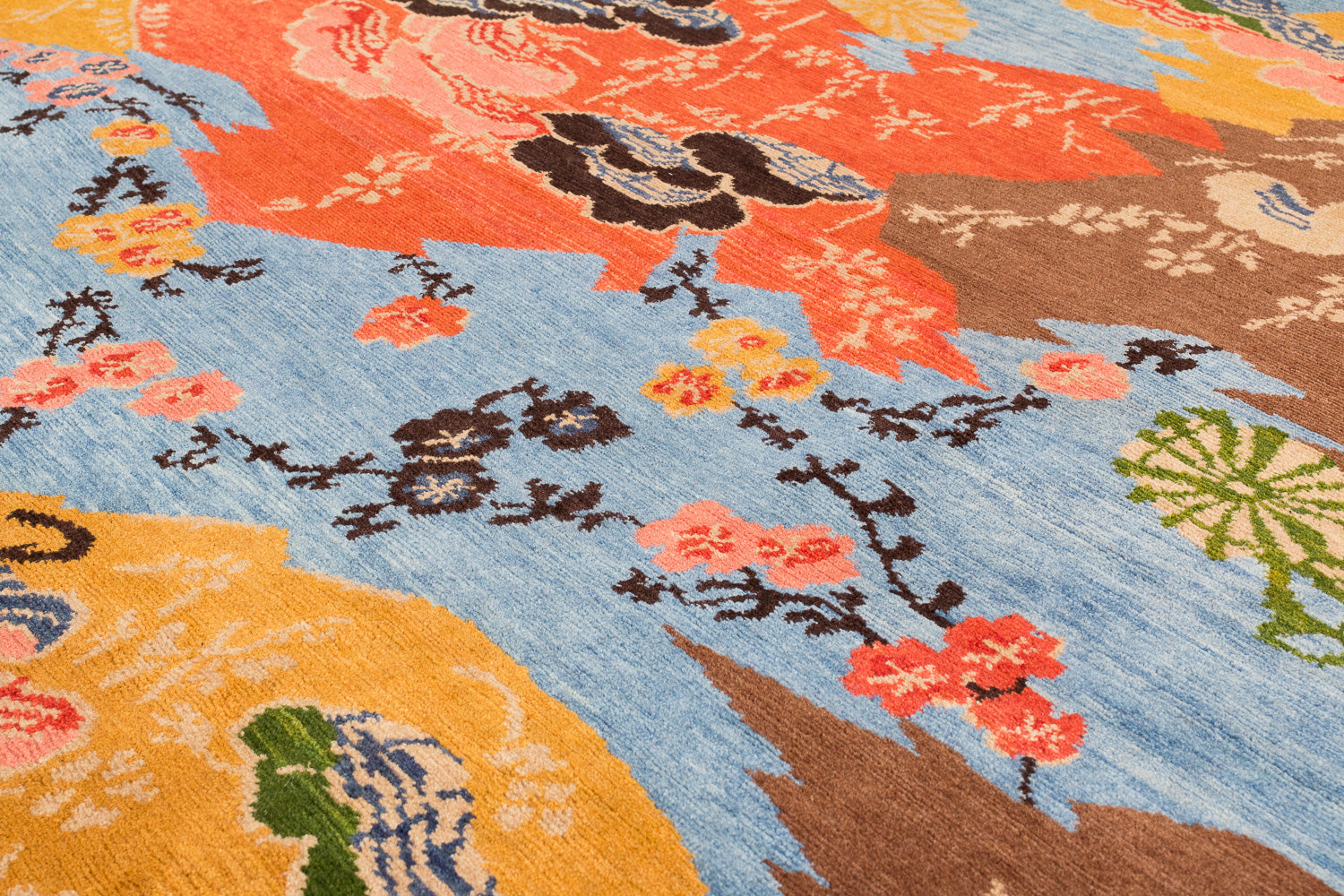 Mountain Blossom Autumn | 8'1" (W) x 10' (L)