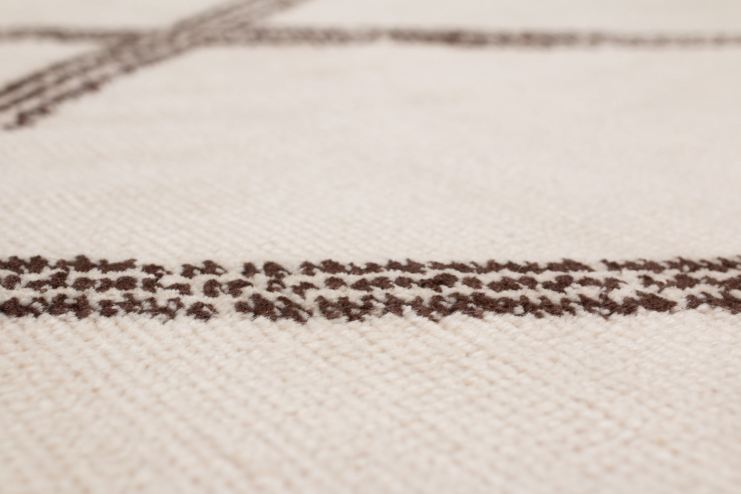 Crosshatch Cream | 6'2" (W) x 9'1" (L)