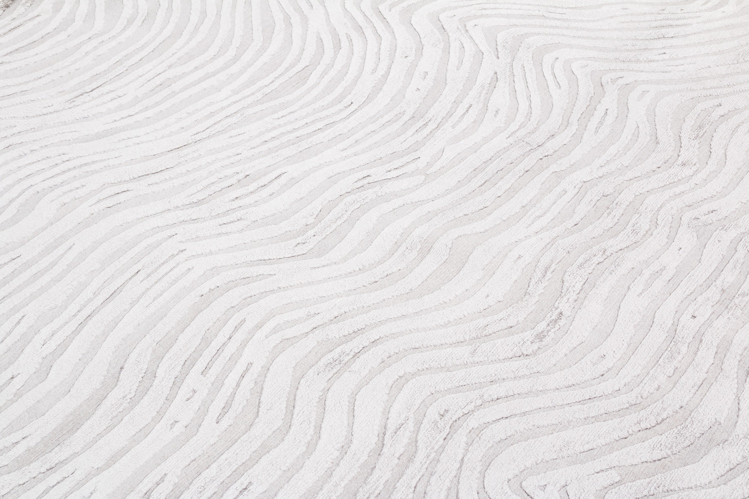 Trintinara Silver | 5' (W) x 7' (L)