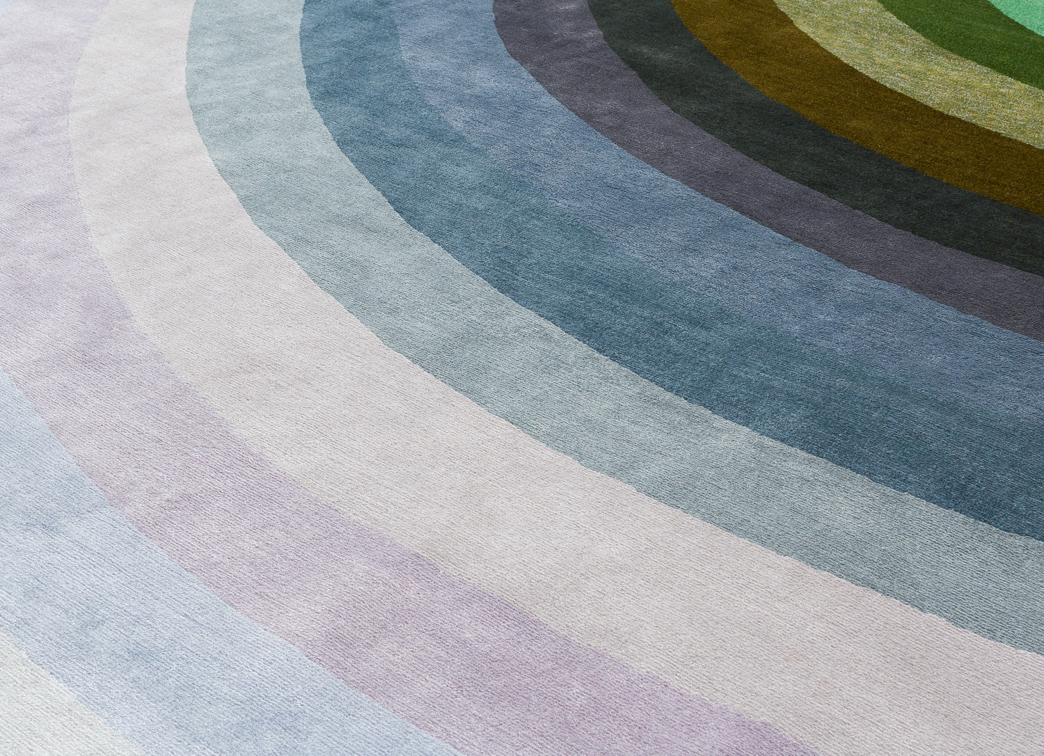 Theoretical Color 42 | 10' (W) x 14' (L)