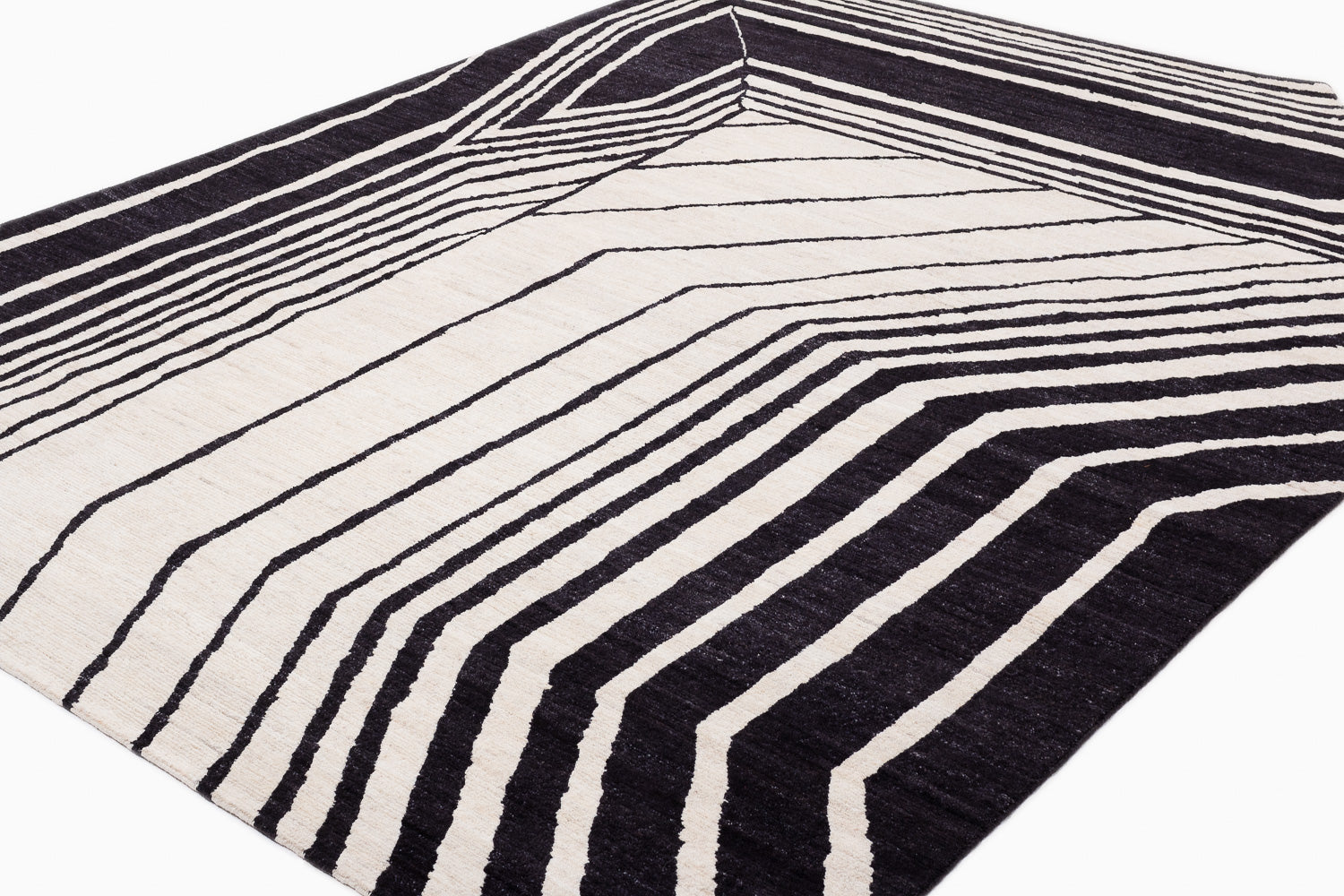 Deco Polygon Shiva Puri | 8' (W) x 10' (L)