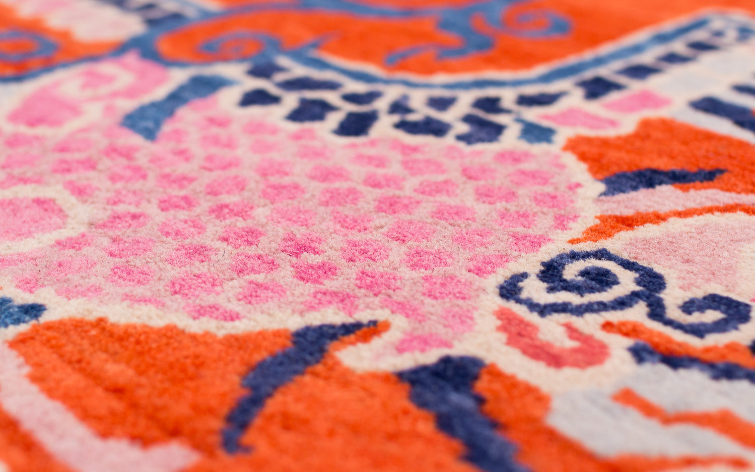 Lotus Garden | 3' (W) x 6'1" (L)