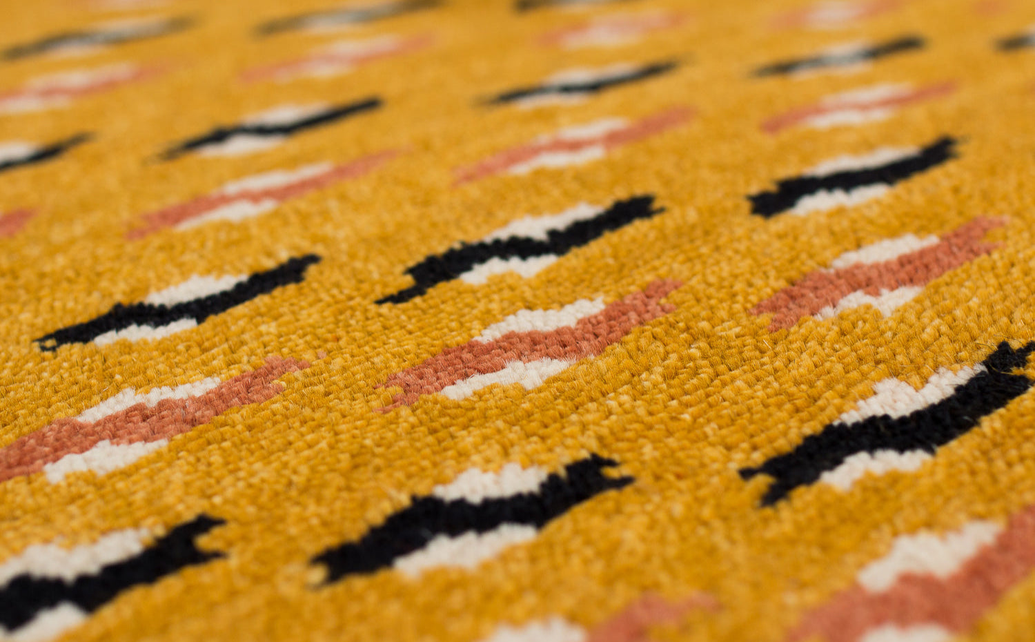 Tiger Wangden Weave | 5'0" (W) × 4’9” (L)