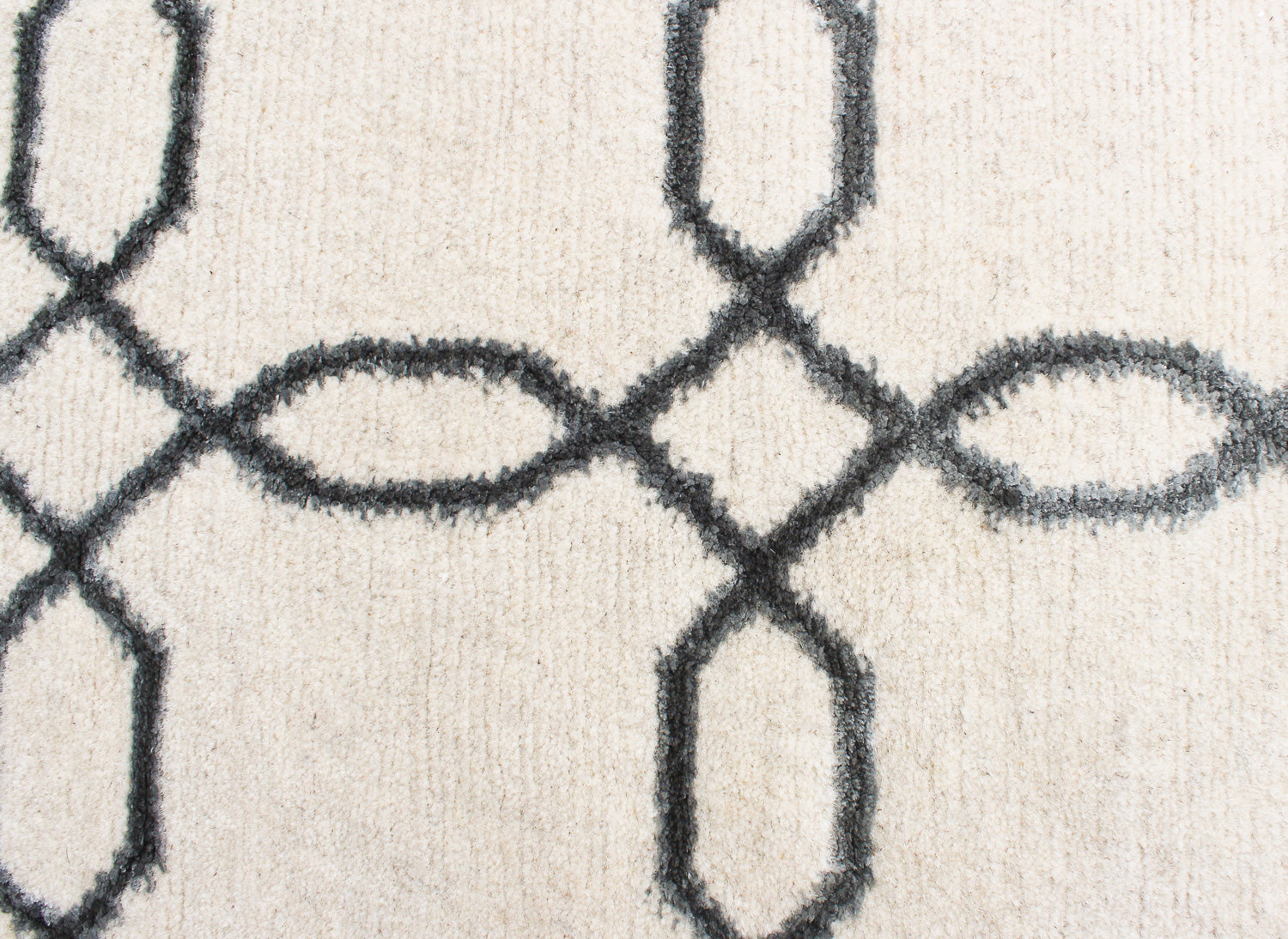 Barrington II | 10'1 (W) x 13'4" (L)