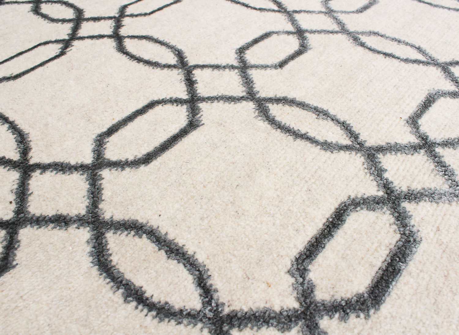 Barrington II | 10'1 (W) x 13'4" (L)