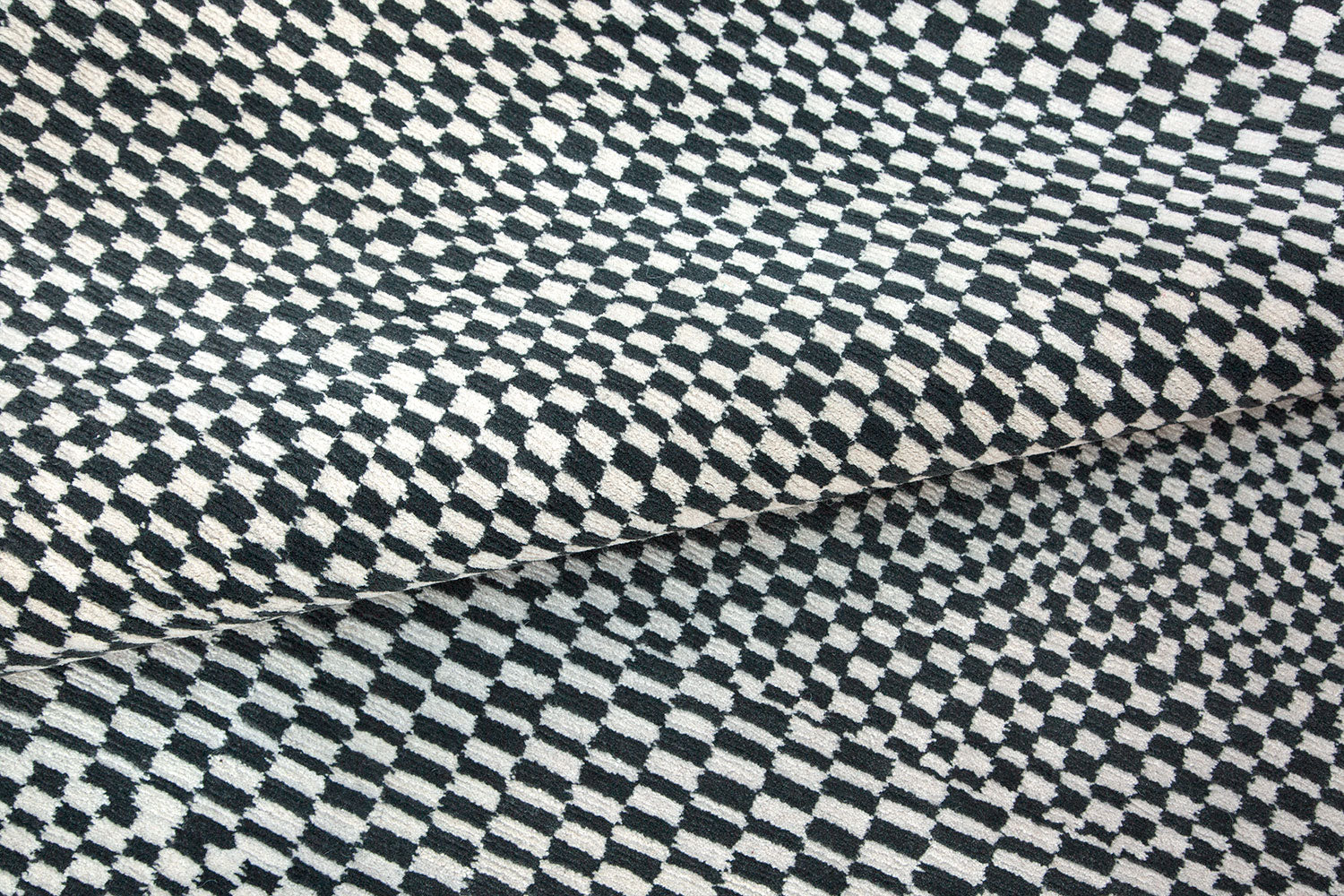 Nomad | 10' (W) x 14' (L)