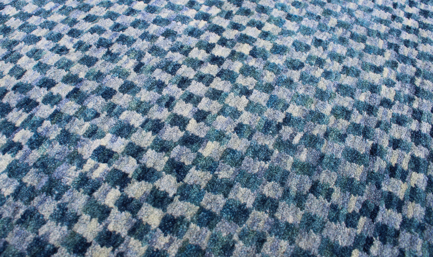 Checkerboard | 8'0 (W) x 10'0" (L)