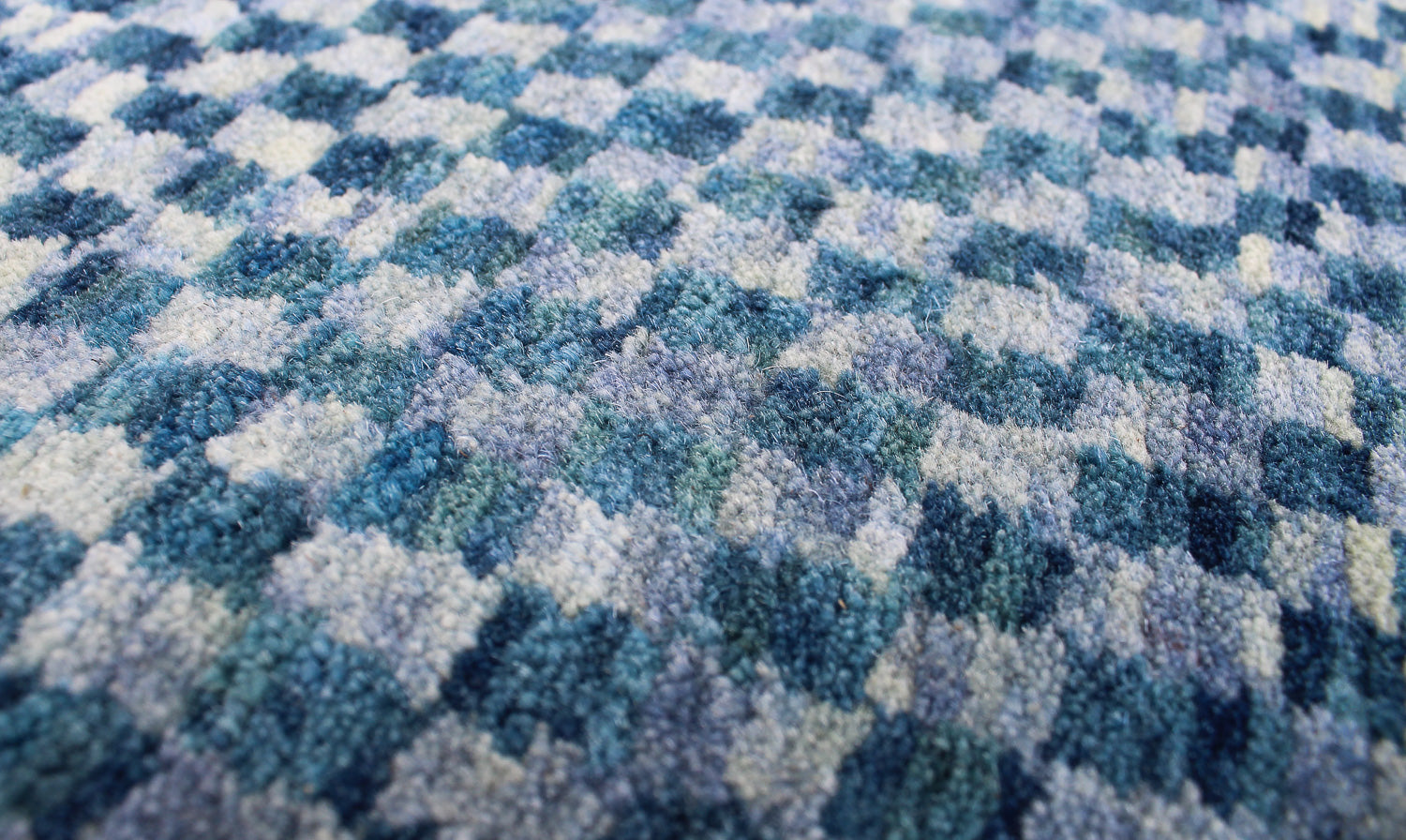 Checkerboard | 8'0 (W) x 10'0" (L)