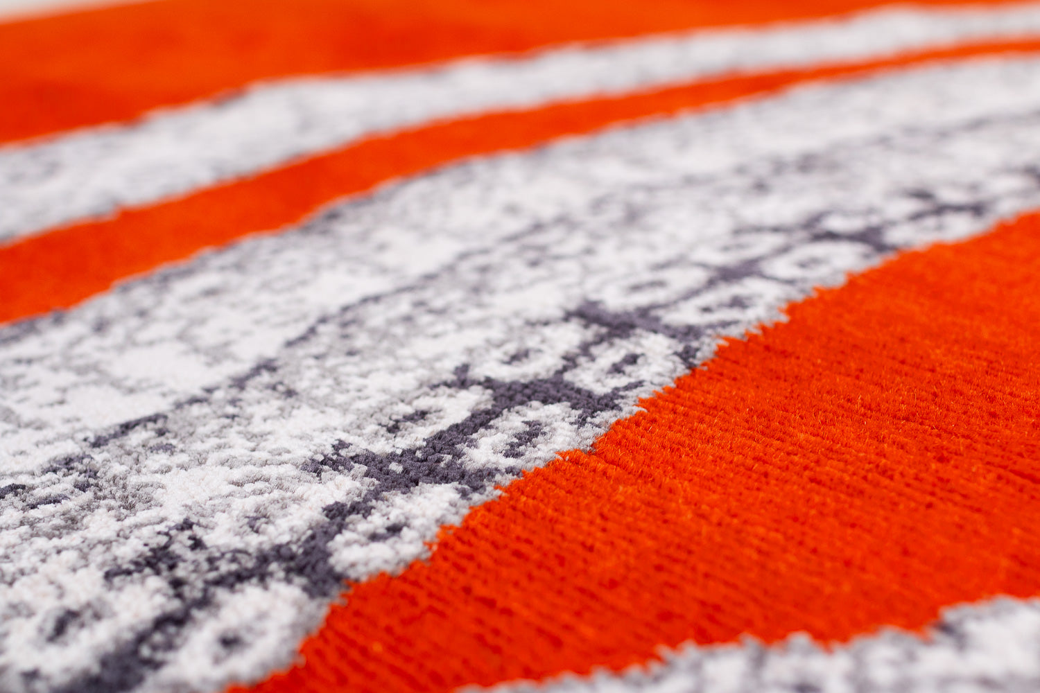 Inky | 6'1" (W) x 9' (L)