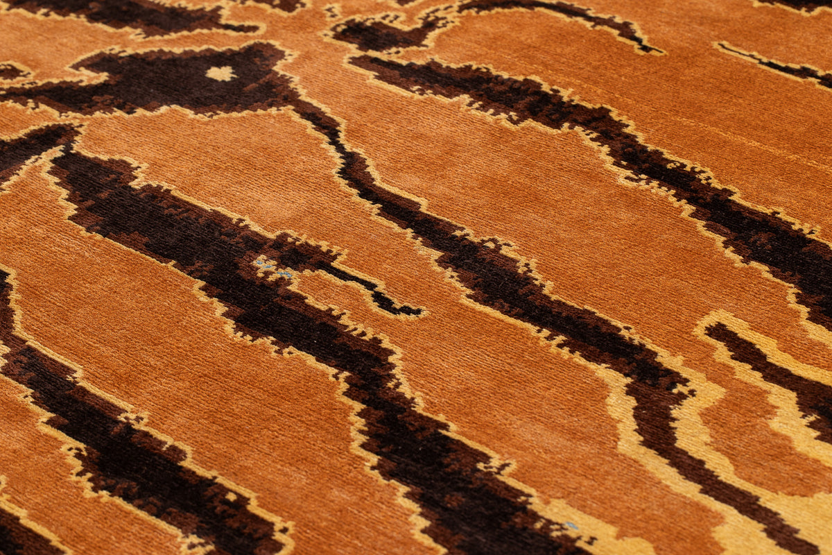 Tiger Caramel | 9' (W) x 12' (L)