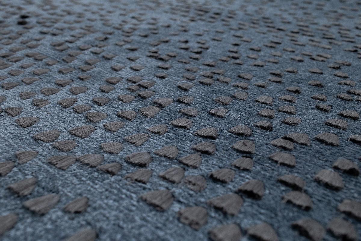 Dots Rainfall | 10'0" (W) x 13'11" (L)